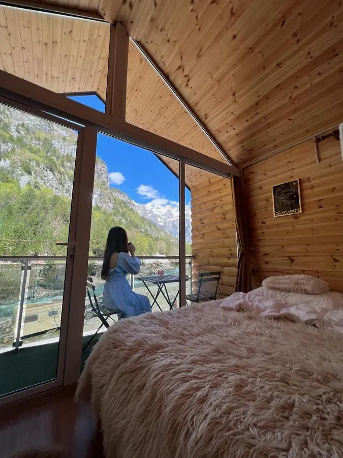 Guesthouse Marashi ثيث