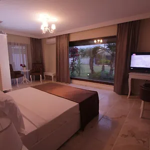 https://cinar-hotel-alacati.aegeanhotels.net