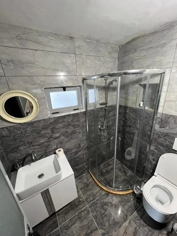 Guesthouse Marashi Тети 0*,